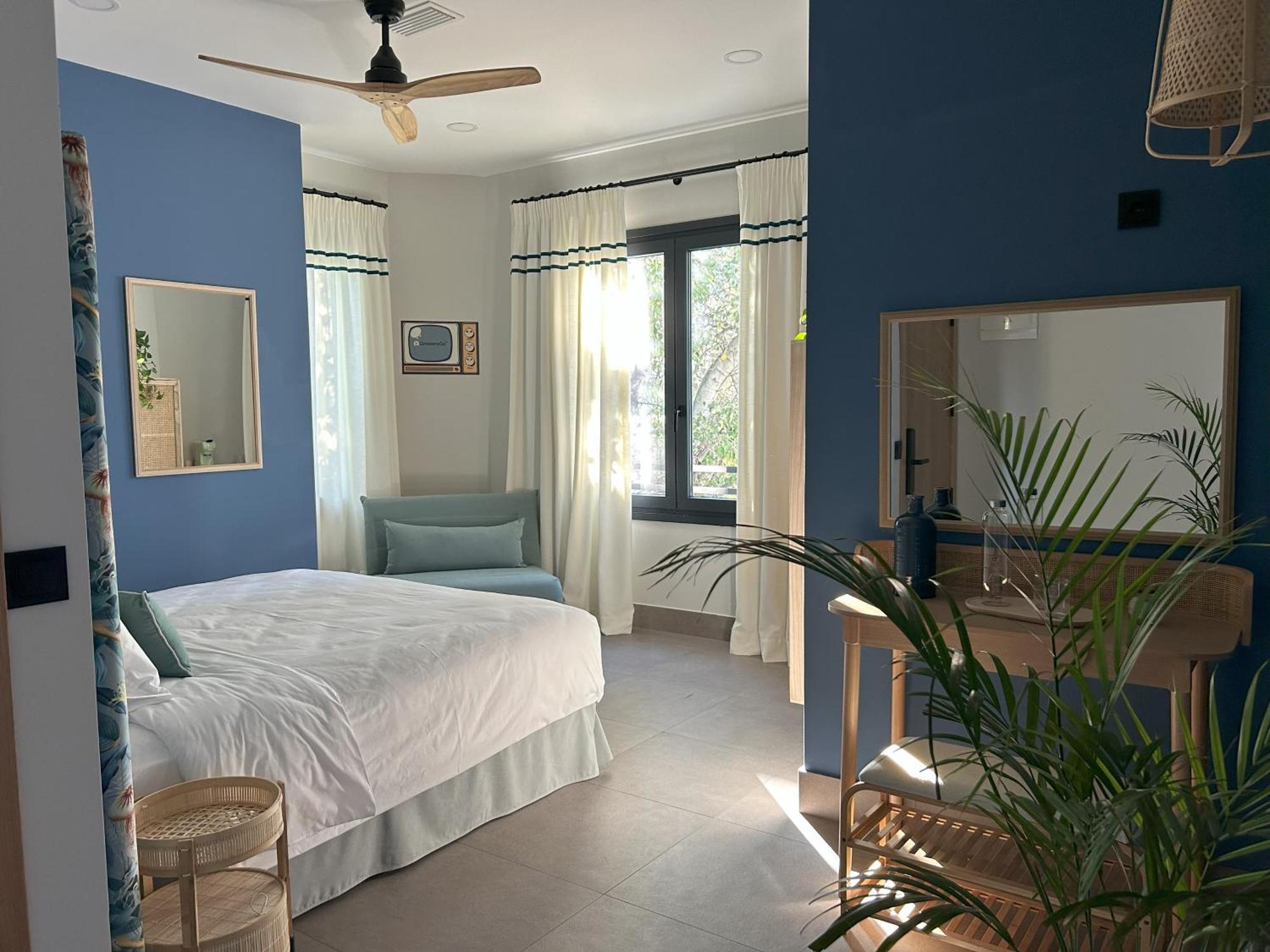 Growersgo Boutique Hostel Huelva Esterno foto