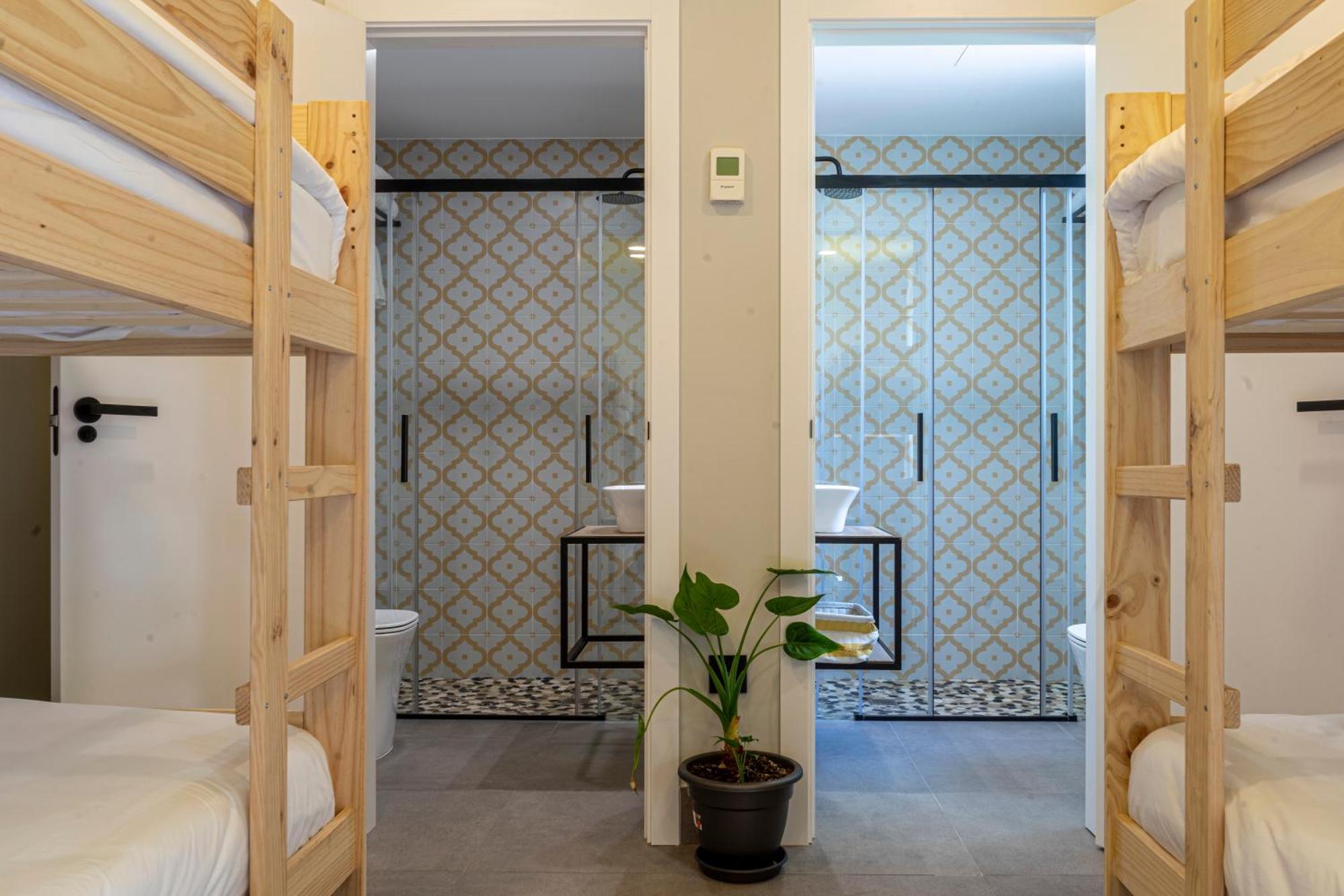 Growersgo Boutique Hostel Huelva Esterno foto