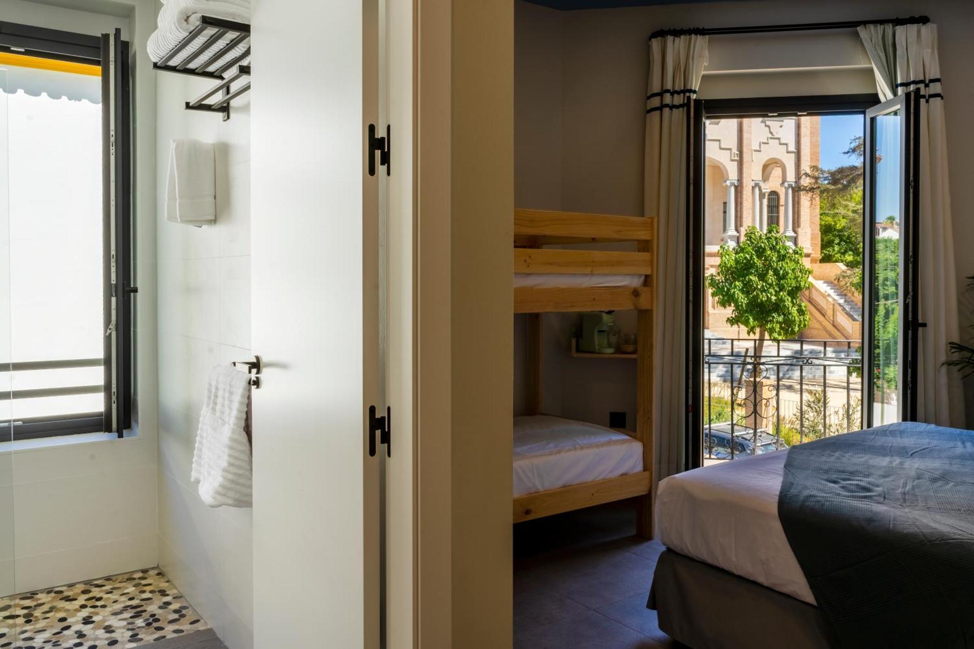 Growersgo Boutique Hostel Huelva Esterno foto