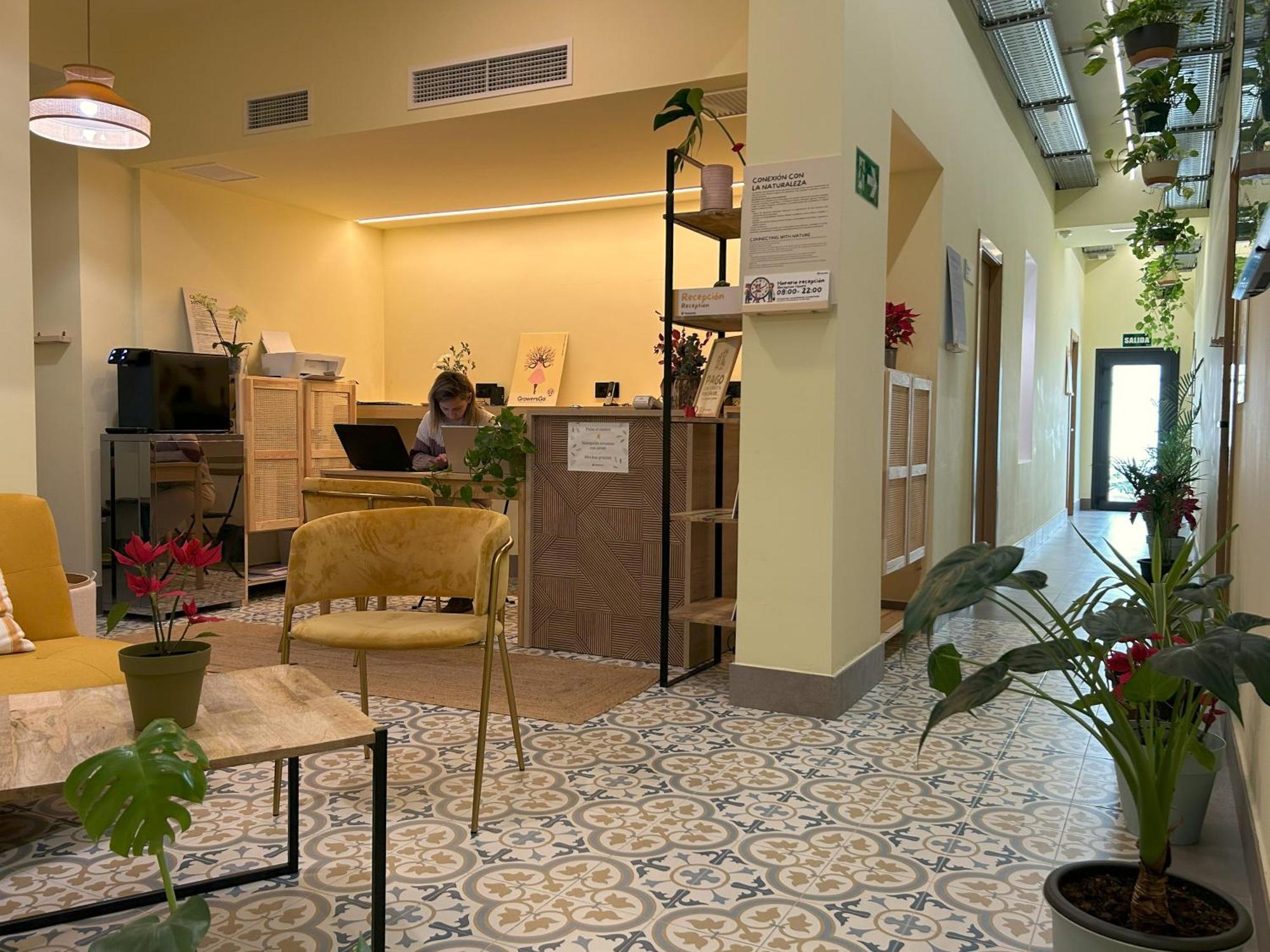 Growersgo Boutique Hostel Huelva Esterno foto
